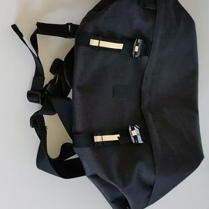 Chrome Industries Vale Sling Bag (O/S)